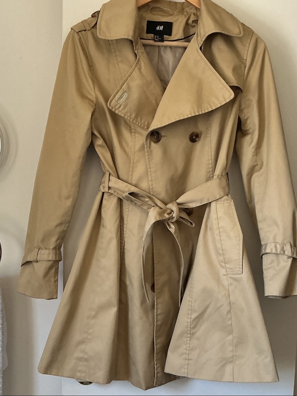 H&M Women's Beige Trench Coat with Belt